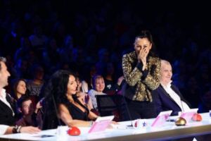 Andi, Mihaela, Andra şi Florin se imită unul pe celălalt şi se lasă cu lacrimi de râs!