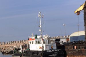 Capitania Zonala Constanta: Accident naval, aseara, la Digul de larg Constanta. Avarii serioase la una din cele mai cunoscute nave romanesti (galerie foto-video)  