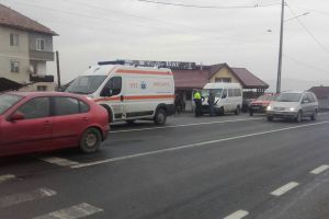 Accident pe DN 17, la Uriu. Doi copii au ajuns la spital