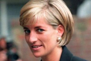 RELAȚIA SECRETĂ a Prinţesei Diana. MAJORDOMUL ei a vorbit despre CELEBRUL CÂNTĂREȚ care se FURIȘA în casă