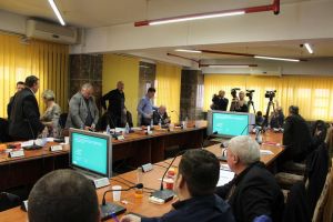 Registrul Spaţiilor Verzi din municipiul Suceava, aprobat cu doar jumătate din consilierii ...