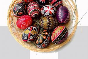 Expoziţia „Paştele în Bucovina”, la Consulatul General al României în Cernăuţi