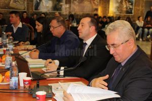 Pensionarii suceveni beneficiază din nou de 50% reducere la abonamentele de transport în comun