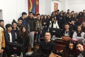 ABSOLVENȚII DE LA ȘCOALA „TUDOR VLADIMIRESCU” LA CENTRUL DE JURNALISM DIN LICEUL „DANUBIUS”