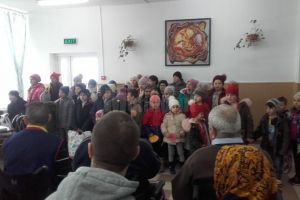 Acţiune de oferire de daruri beneficiarilor Centrului de Recuperare şi Reabilitare ...