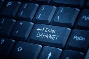 Prins cu droguri la un festival clujean! Tânărul a recidivat, cumpărând droguri prin Darknet