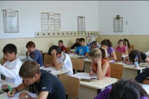 REVOLTĂTOR! Profesor din Bucureşti, acuzat că ar fi AGRESAT SEXUAL o minoră de la cursurile primare