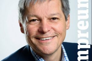 REVOLTĂ totală! Reacţii DURE, după 'plagiatul' lui Dacian Cioloş: 'E metoda de ANIHILARE a oricărei mişcări reale, necreate în LABORATOARE ideologice...'