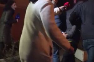 Mama elevei abuzată de profesor: ”I-a dat jos pantalonii”