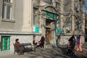 Gemeni de nici doi ani, cazuti intr-un bazin cu apa, la Mosnita Noua