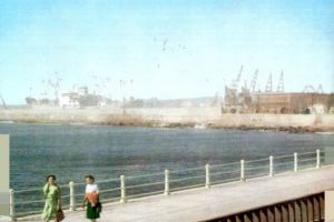 Constanta, pe faleza. Promisiuni...