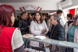 „Bunătăţile din Hunedoara” au acum magazinul lor. Peste câteva luni, hunedorenii vor putea comanda on-line şi vor primi acasă coşul săptămânal cu delicatese tradiţionale locale