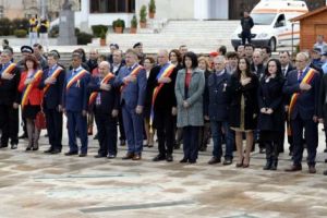 Eroii din Mioveni, pomeniţi în Duminica Floriilor