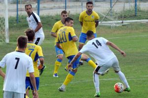 Fotbal/ Liga a III-a: Ciucanii, blocaţi la Râşnov