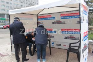 Sondaj de opinie:  Sustineti strangerea de semnaturi pentru initiativa de modificare a Constitutiei Fara penali in functii publice“?