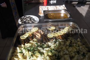 Floriile, sarbatorite de la mic la mare:  Meniu traditional cu peste, servit pacientilor constanteni de Arimex Comexim 2000 SRL