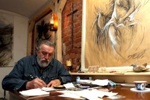 ”Sârmă şi vin”, expoziţie inedită la Muzeul de Artă Contemporană din Sibiu