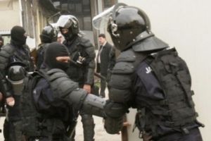 Perchezitii de amploare in Campina. Sunt vizati spargatori de locuinte