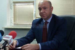 Furnizorii de servicii medicale, invitaţi să semneze noul contract cu Casa Asigurărilor de ...