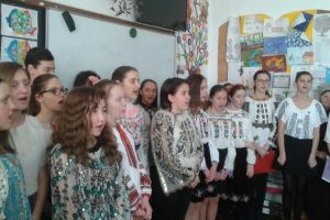 100 de ani de la Unirea Basarabiei cu România, marcaţi la Şcoala Gimnazială Plopeni