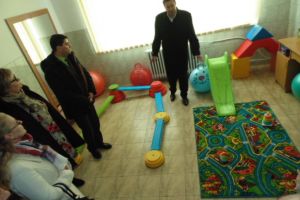 Ziua Internaţională de Conştientizare a Autismului, marcată la Centrul Şcolar de Educaţie ...