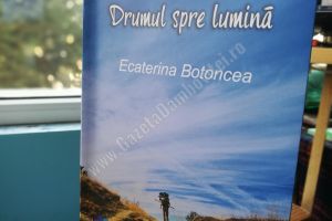 RECOMANDARE DE CARTE: Camino, drumul spre lumină. Jurnalul unui medic anestezist