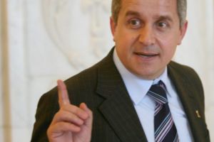 APIA: Europarlamentarul Daniel Buda aduce acuzaţii false referitoare la plăţile fermierilor