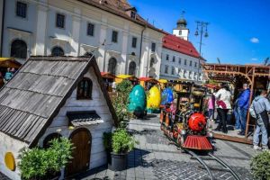 Minivacanţa de Paşte- câte zile libere vom avea