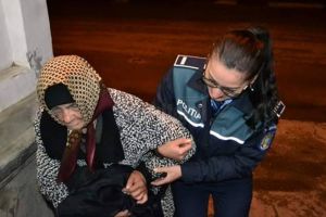 Poliţişti suceveni, daţi ca exemplu de comportament civic