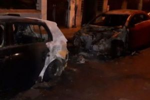 PANICĂ după cazul maşinilor INCENDIATE. Poliţia caută mai mulţi PIROMANI