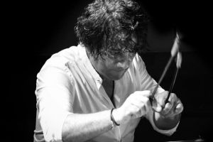 Spectacol muzical inspirat din folclorul romanesc, pe ritmuri balcanice