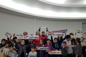 FOTO: PMP şi APCA Galaţi şi-au dat mâna astăzi pentru susţinerea persoanelor cu autism