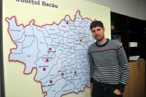 America sa rămâne… Bacăul