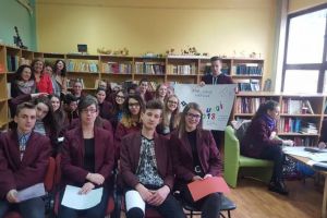 FOTO: Spectacole şi concursuri în ”Luna Francofoniei”, la Colegiul Naţional ”Avram Iancu” din Câmpeni