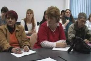 Cauţi un loc de muncă, dar nu ai calificarea necesară? Oferta de cursuri a AJOFM pentru luna aprilie