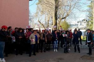 ULTIMĂ ORĂ: PROTEST la Spitalul Dumbrăveni