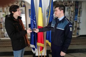 Poliţişti suceveni, implicaţi în acţiuni civice şi umanitare