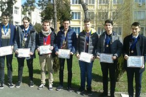 Sapte medalii de aur si bronz obtinute de elevi la Olimpiada Nationala de Informatica
