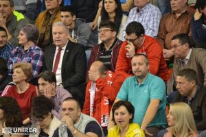 Predare de ştafetă în Sala „Timotei Cipariu”: Volei Alba Blaj, fosta campioană, felicită CSM Bucureşti, viitoarea campioană