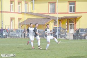 FOTO, LIVE-TEXT, Unirea Alba Iulia – Avântul Reghin, pe „Cetate” | „Alb-negrii” vizează a doua victorie la rând