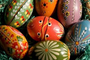 MODELE OUA de PASTE! Vezi AICI cele mai frumoase modele de oua incondeiate