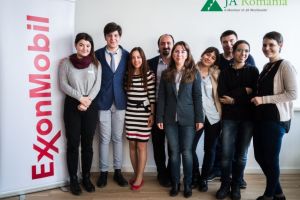 Cinci elevi creativi din Constantta, selectati sa reprezinte Romania la Finala Europeana a competitiei Sci-Tech Challenge 2018 din Bruxelles 