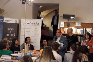 Cristi Dănileţ şi-a lansat cartea la Braşov