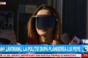Imagini INCREDIBILE cu Oana Zăvoranu: Cum a ieşit de la Poliţie, după ce a depus plângere împotriva lui Pepe căruia îi cere 500.000 de euro / VIDEO