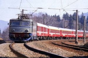 CFR Călători spune că s-a pregătit pentru minivacanţa Sărbătorilor Pascale
