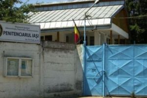 Pericol de PRĂBUȘIRE la Penitenciarul Iaşi. Au fost EVACUAȚI 450 de deţinuţi. News Alert!