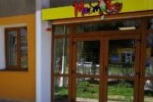 Jucăriile din Marea Britanie ajung de astăzi în casele copiilor reşiţeni [FOTO]