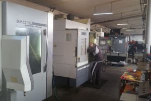 Locuiri de muncă Braşov: operatori şi programatori CNC