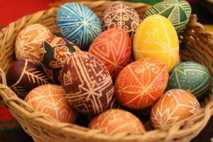 Oul, mielul şi iepuraşul de Paşti – o istorie dinainte de Hristos