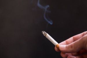 LOVITURĂ pentru FUMĂTORI. Au anunţat ACUM